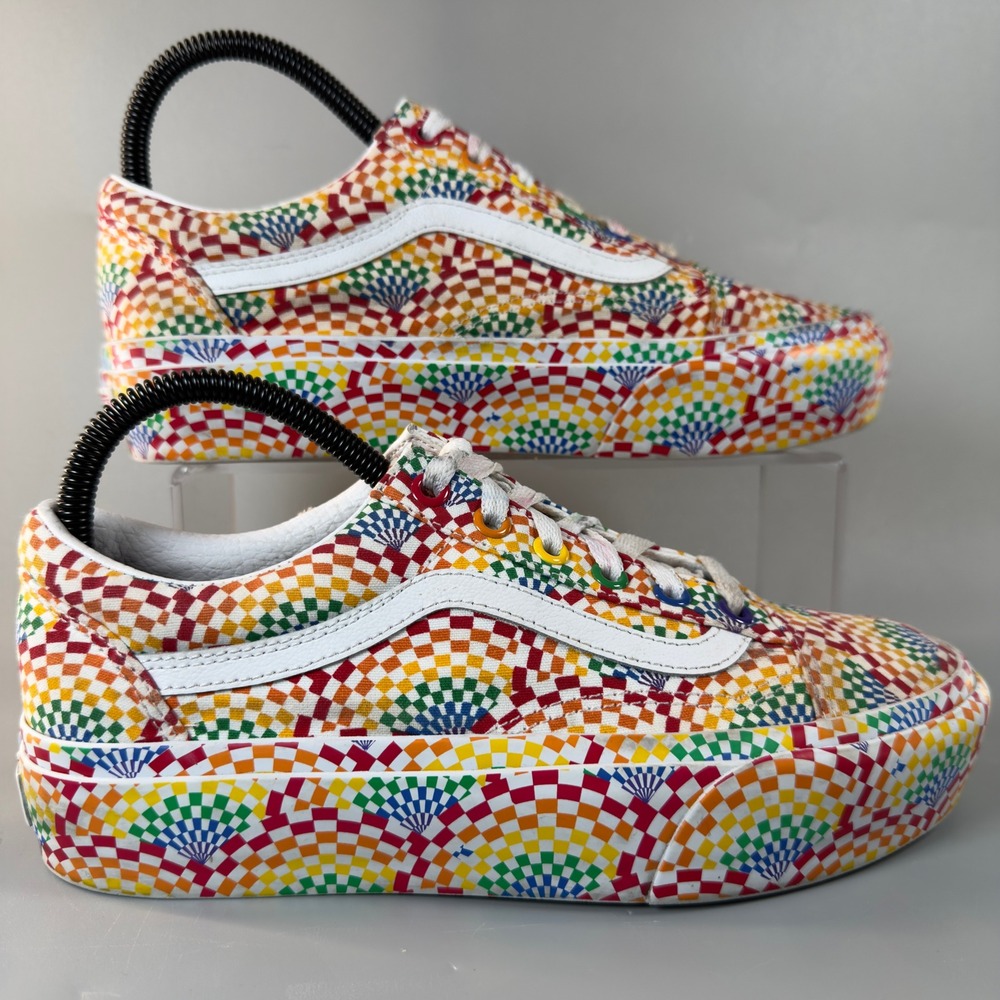 Vans Old Skool Platform Pride Womens 7.5 7 1/2 Rainbow All Over Skate Shoe Lace